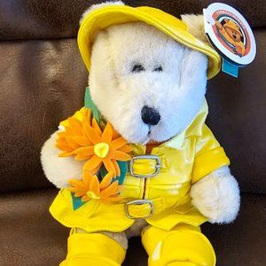 Rain Slicker Starbuck Bearista Bear / 19th Edition / SKU 176881